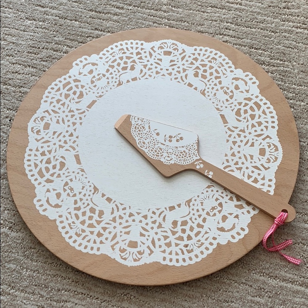 Anthropologie x Terrain serving platter & spatula